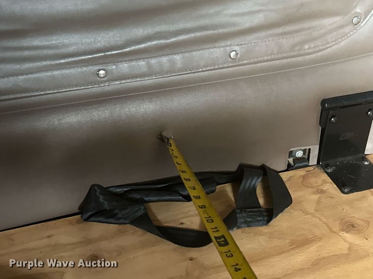 image for item DS3793 2018 Peterbilt 389 semi truck