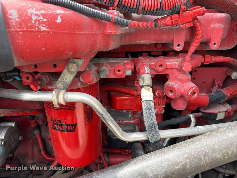 image for item DS3793 2018 Peterbilt 389 semi truck