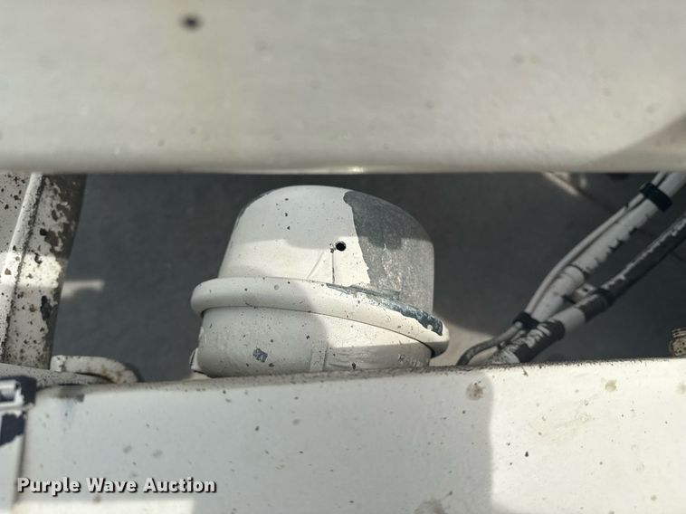 image for item DS3793 2018 Peterbilt 389 semi truck