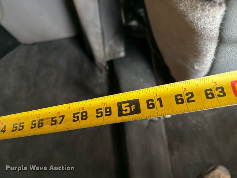 image for item DS3794 2019 Peterbilt 389 semi truck