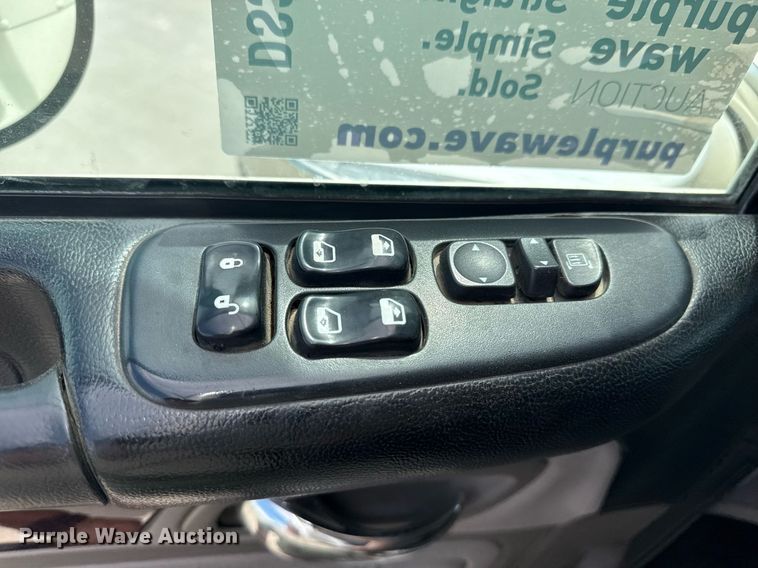 image for item DS3794 2019 Peterbilt 389 semi truck