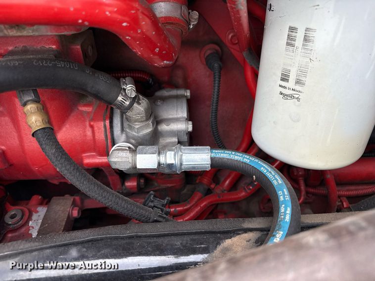 image for item DS3794 2019 Peterbilt 389 semi truck