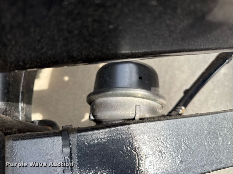 image for item DS3794 2019 Peterbilt 389 semi truck