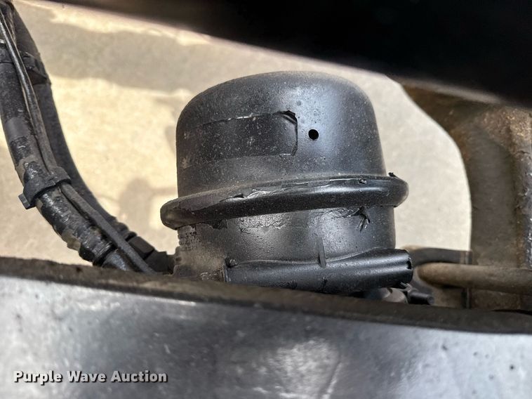 image for item DS3794 2019 Peterbilt 389 semi truck