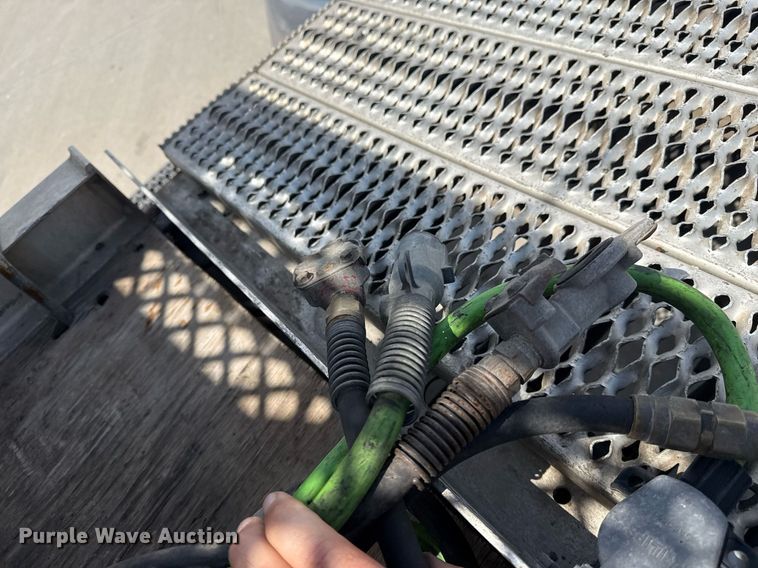 image for item DS3795 2019 Peterbilt 389 semi truck