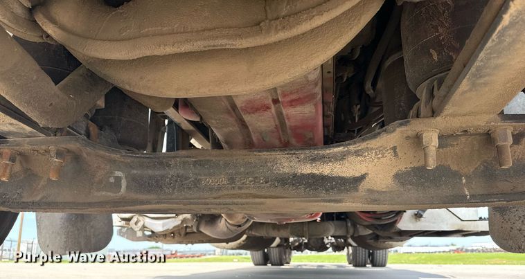 image for item DS3795 2019 Peterbilt 389 semi truck