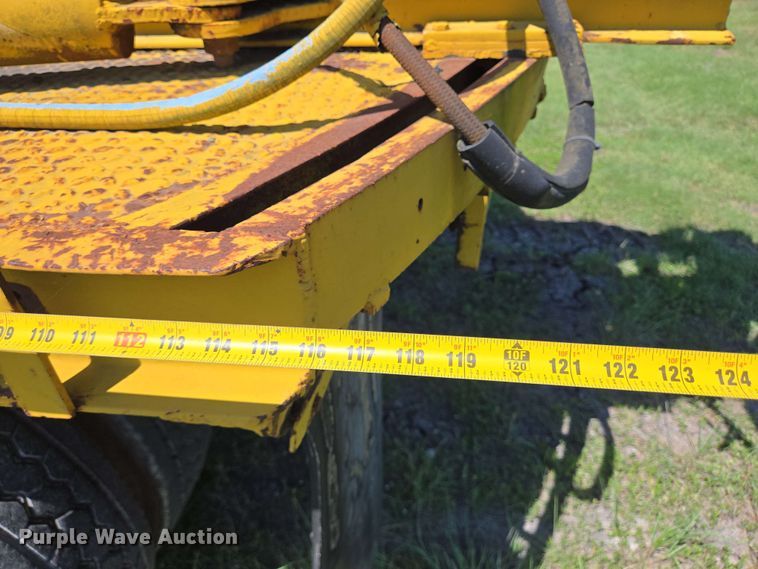 image for item DT4875 1985 International 1654 pressure digger truck