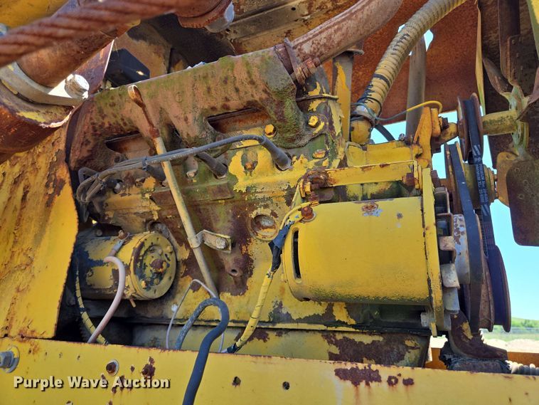 image for item DT4875 1985 International 1654 pressure digger truck