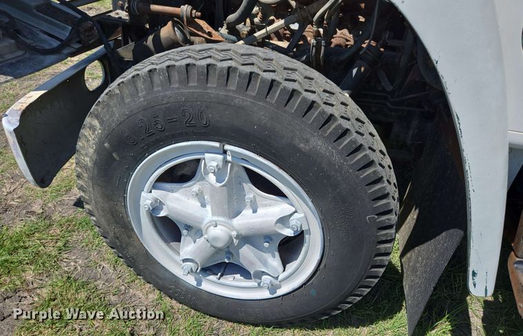 image for item DT4875 1985 International 1654 pressure digger truck