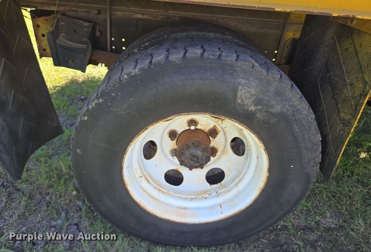 image for item DT4875 1985 International 1654 pressure digger truck