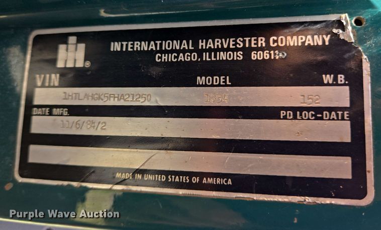 image for item DT4875 1985 International 1654 pressure digger truck