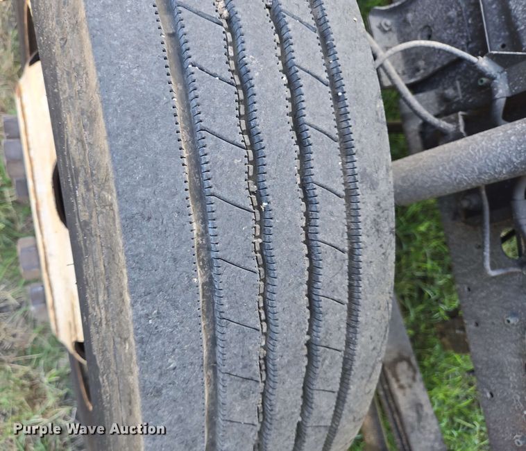 image for item DT4876 2004 Chevrolet W5500 box truck