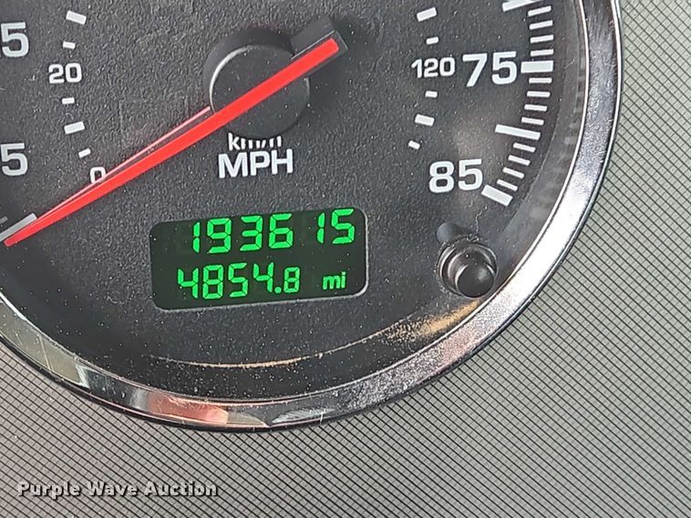 image for item DT4916 2013 Kenworth T370 truck cab and chassis