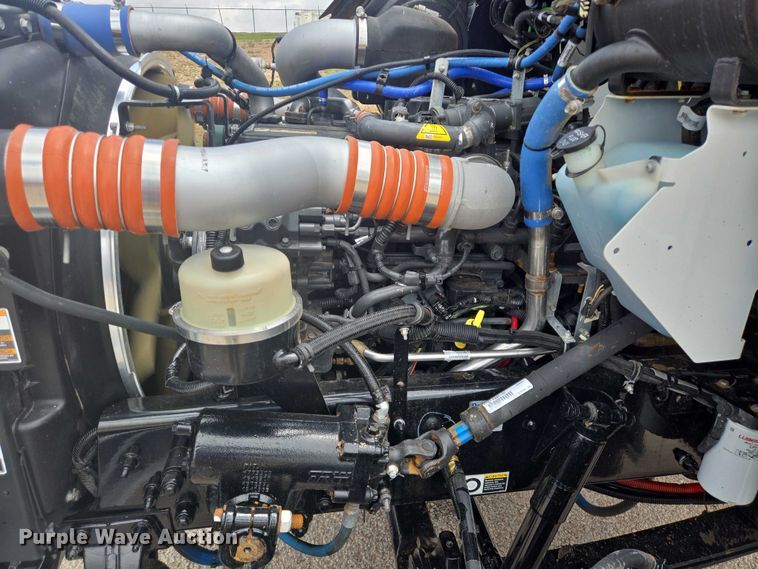 image for item DT4916 2013 Kenworth T370 truck cab and chassis