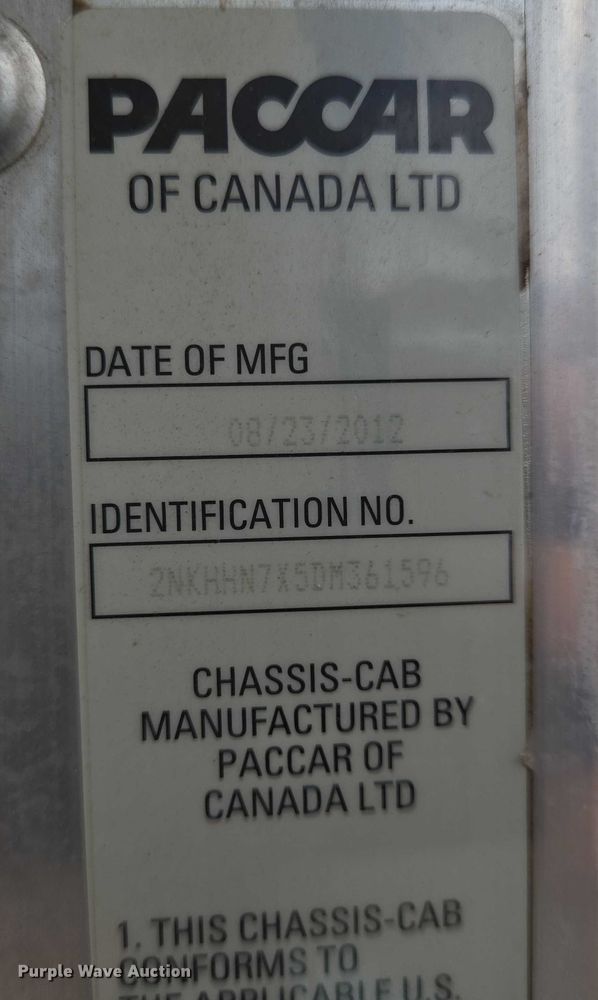 image for item DT4916 2013 Kenworth T370 truck cab and chassis