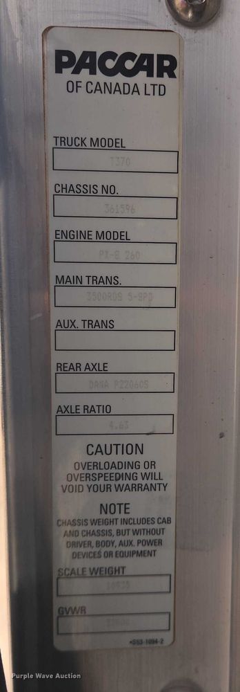 image for item DT4916 2013 Kenworth T370 truck cab and chassis