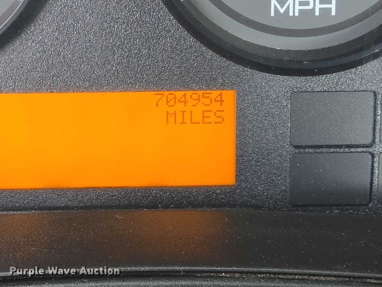 image for item DT4945 2013 International ProStar semi truck