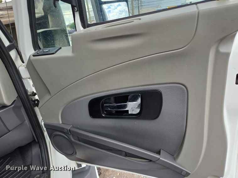 image for item DT4945 2013 International ProStar semi truck