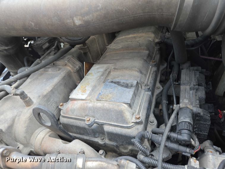 image for item DT4945 2013 International ProStar semi truck