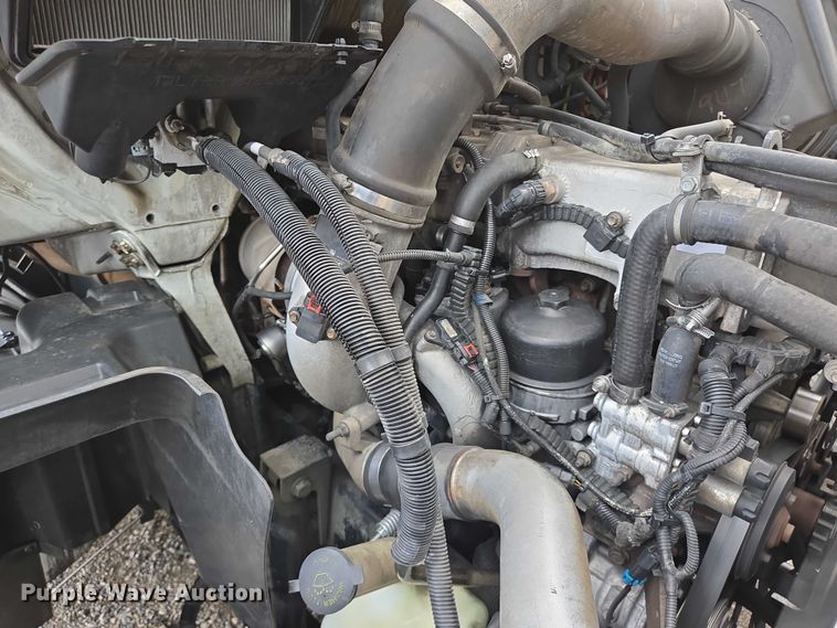 image for item DT4945 2013 International ProStar semi truck