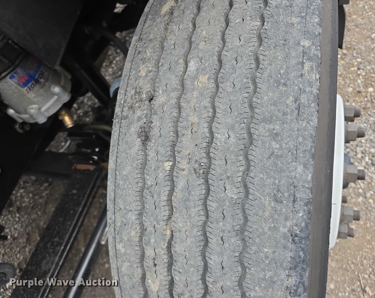 image for item DT4945 2013 International ProStar semi truck