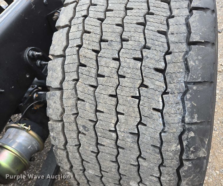 image for item DT4945 2013 International ProStar semi truck