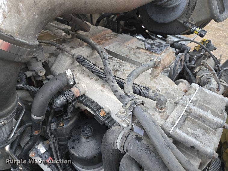 image for item DT4947 2013 International ProStar  semi truck