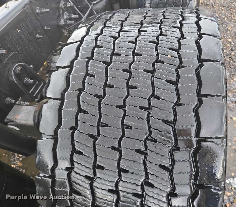 image for item DT4947 2013 International ProStar  semi truck