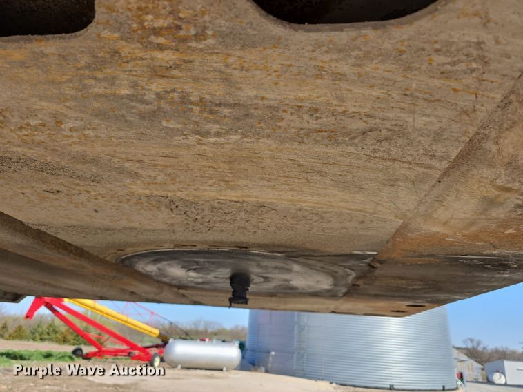 image for item DT6780 1998 Wabash dry van trailer