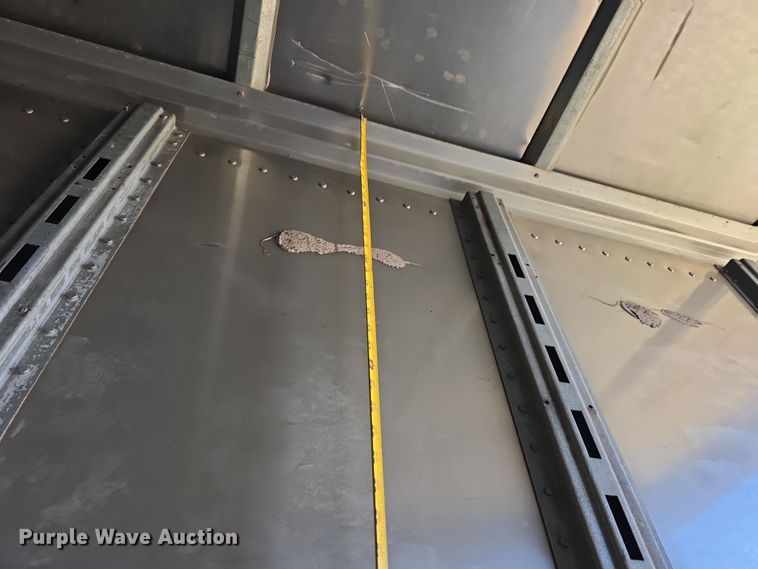 image for item DT6780 1998 Wabash dry van trailer