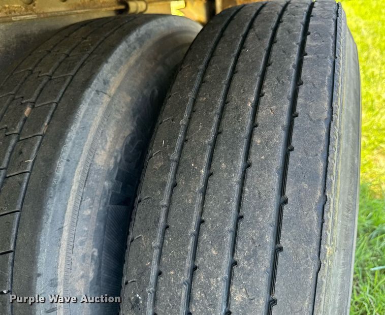 image for item DU9214 2000 Great Dane dry van trailer