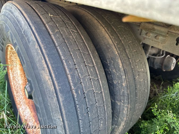 image for item DU9217 2008 Wabash DVLSHPC dry van trailer