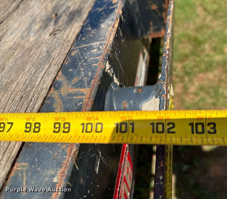 image for item DU9218 2008 Great Dane flatbed trailer