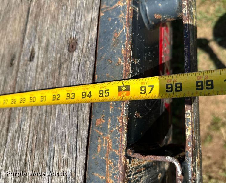 image for item DU9218 2008 Great Dane flatbed trailer