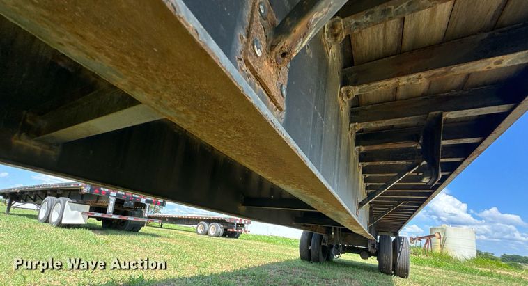 image for item DU9218 2008 Great Dane flatbed trailer