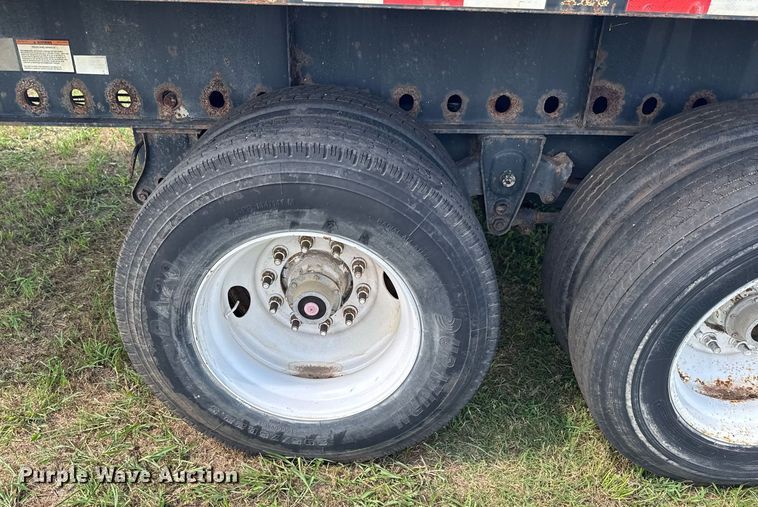 image for item DU9218 2008 Great Dane flatbed trailer