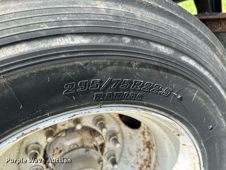 image for item DU9218 2008 Great Dane flatbed trailer