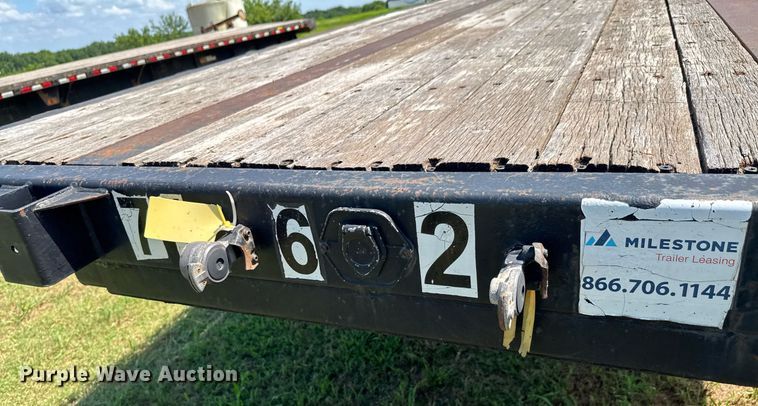 image for item DU9219 2005 Fontaine EFTW-6-8048SLAWK flatbed trailer