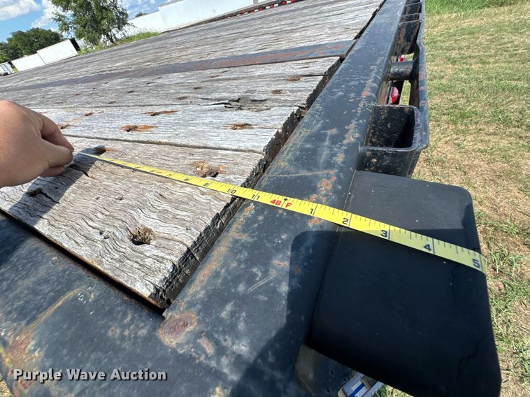 image for item DU9219 2005 Fontaine EFTW-6-8048SLAWK flatbed trailer