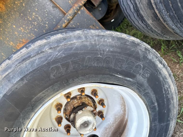 image for item DU9219 2005 Fontaine EFTW-6-8048SLAWK flatbed trailer