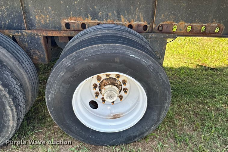 image for item DU9219 2005 Fontaine EFTW-6-8048SLAWK flatbed trailer