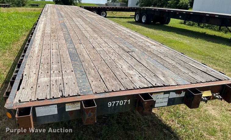 image for item DU9220 2008 Great Dane flatbed trailer