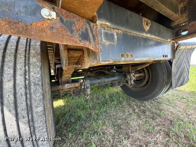 image for item DU9220 2008 Great Dane flatbed trailer