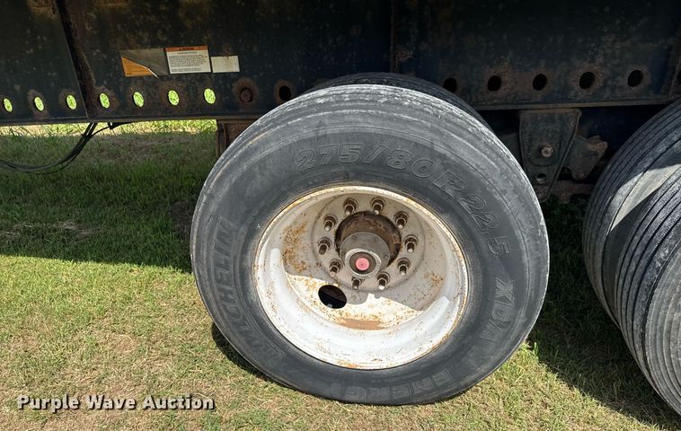 image for item DU9220 2008 Great Dane flatbed trailer