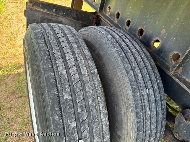 image for item DU9220 2008 Great Dane flatbed trailer