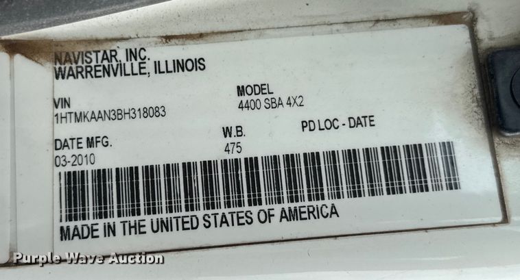 image for item DU9229 2011 International 4400 fuel truck