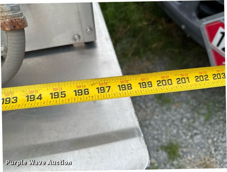 image for item DU9230 1999 Kenworth propane delivery truck