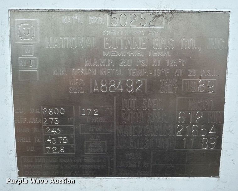 image for item DU9230 1999 Kenworth propane delivery truck