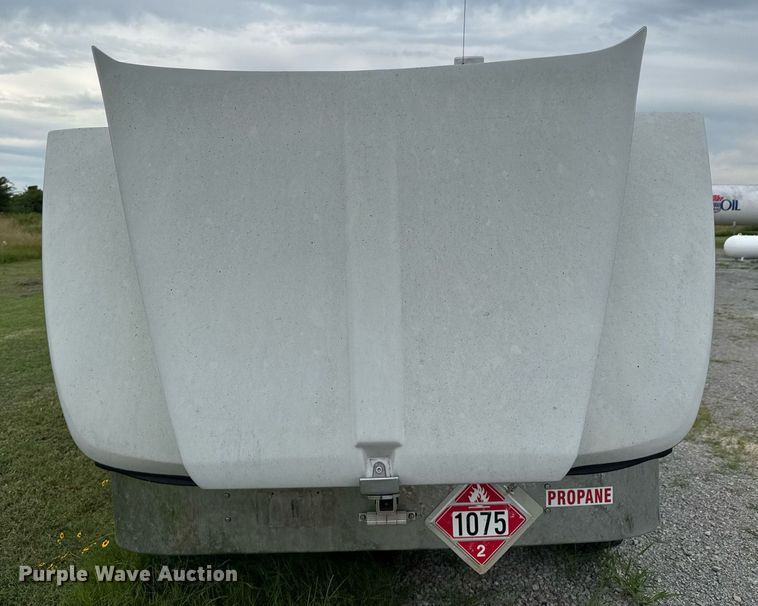 image for item DU9230 1999 Kenworth propane delivery truck