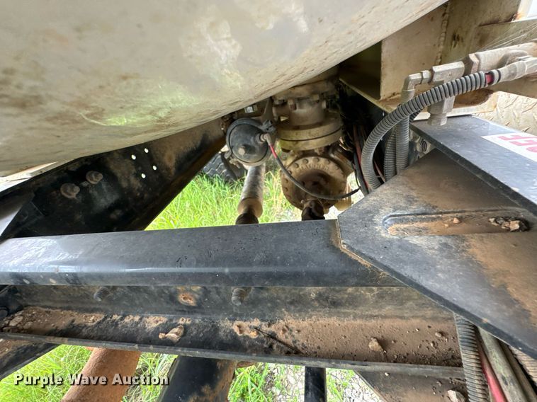 image for item DU9230 1999 Kenworth propane delivery truck